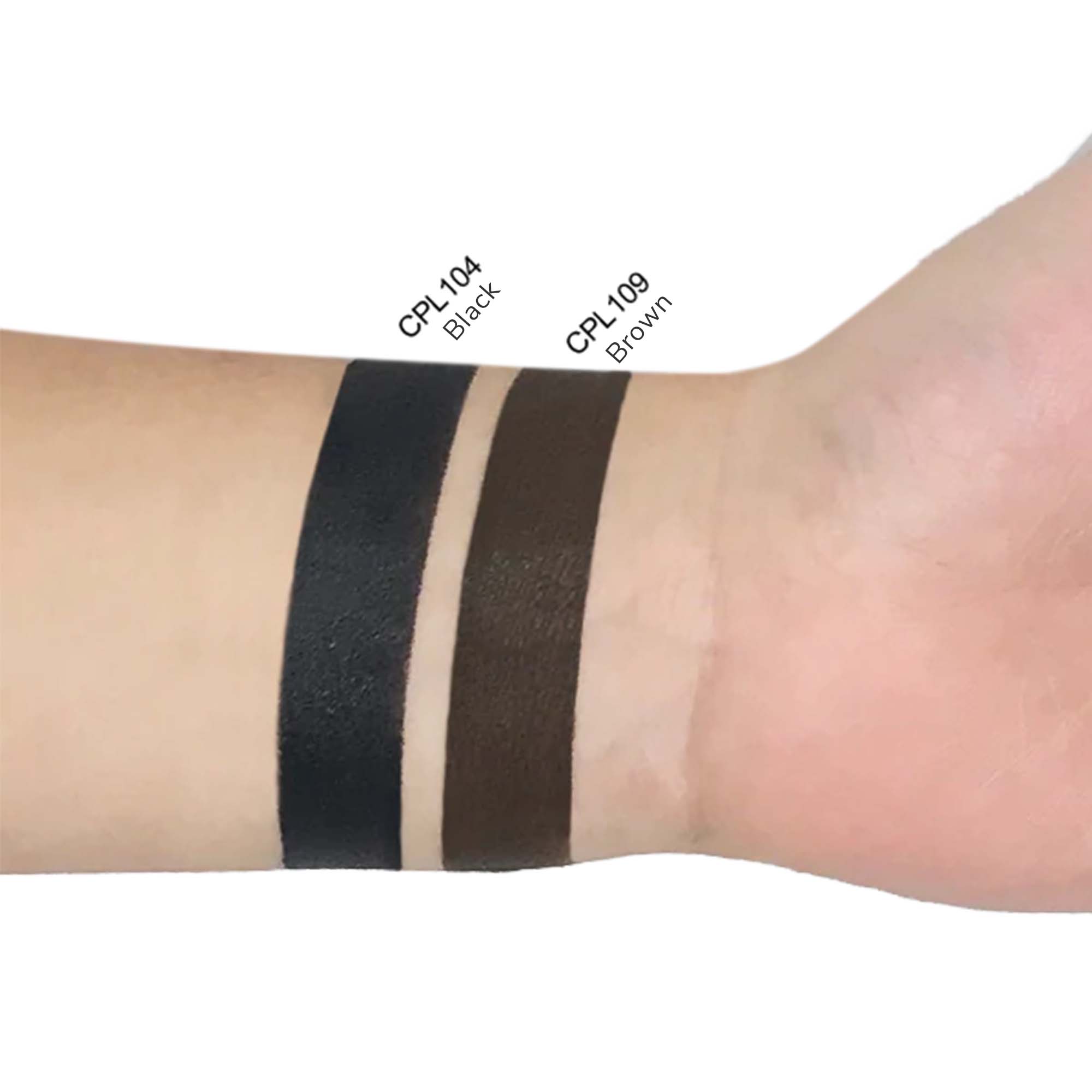 Sérénité Soin brown gel eyeliner swatch on skin showing smooth creamy texture and warm rich pigment